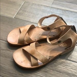 Bed stu sandals size 10